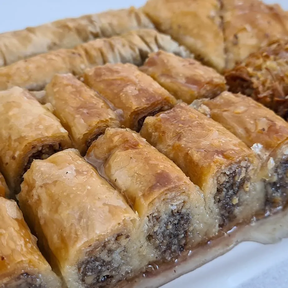 Pasteles Orientales MUT