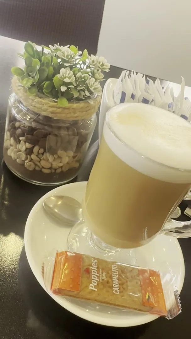 Macchiato Café