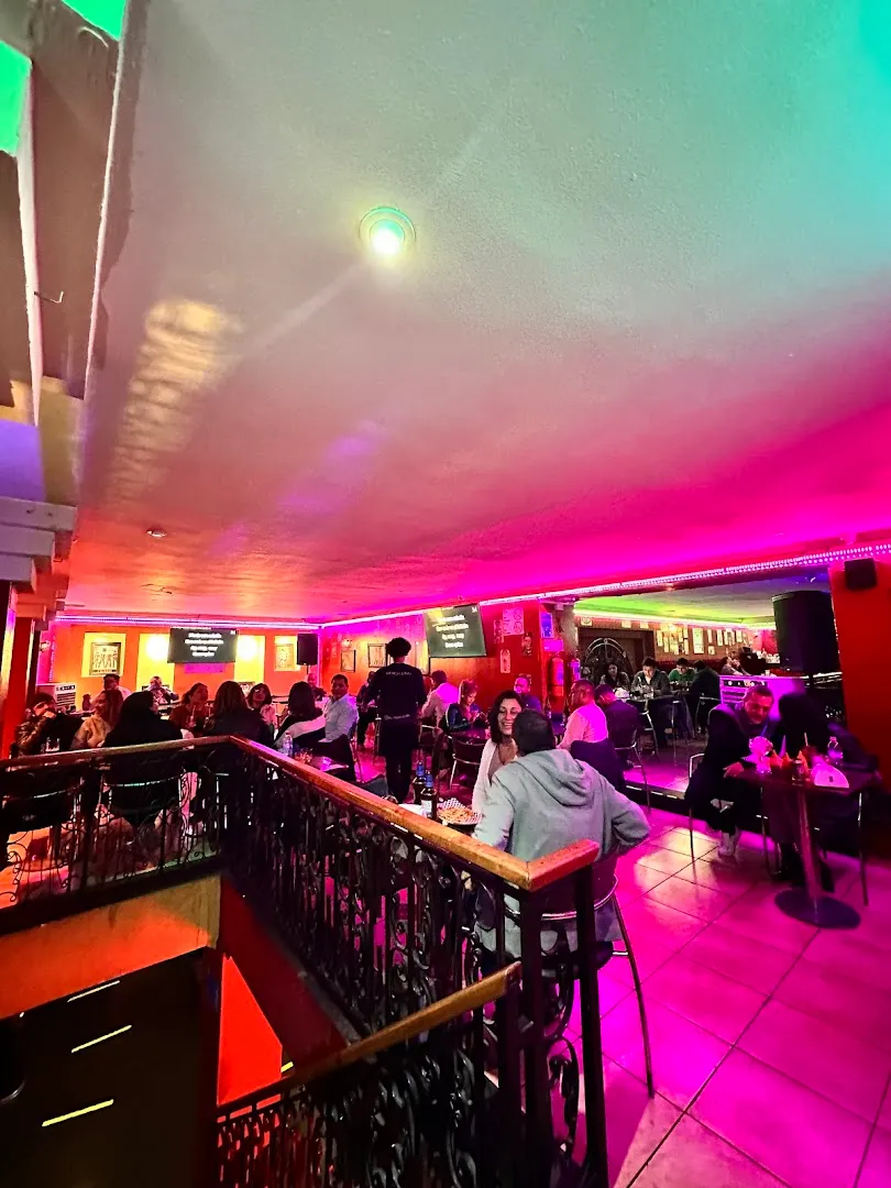 Metropolitan Restobar