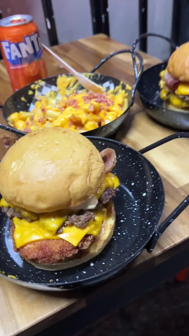 MENDOZA BURGERS