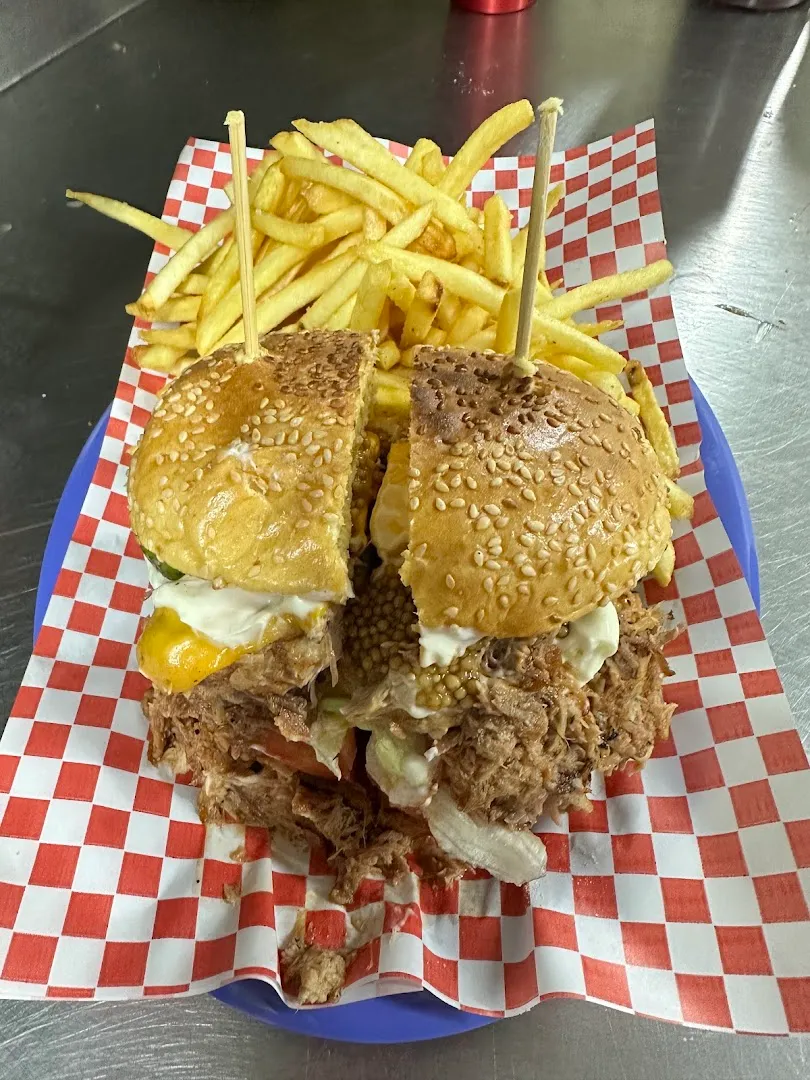 Metropolitan Restobar