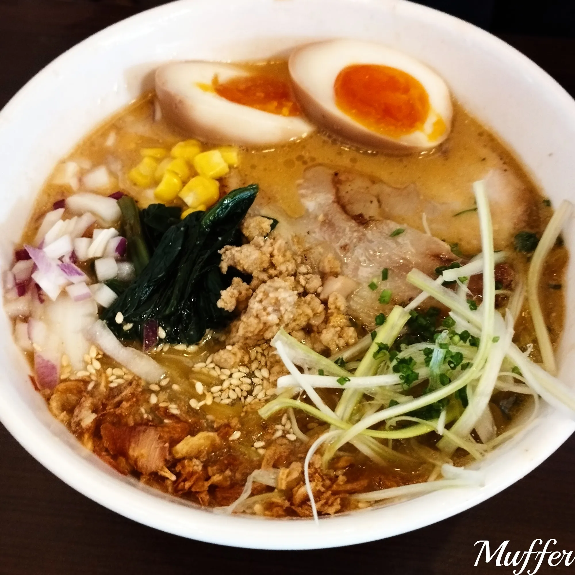 Bowl de ramen de Momotaro foods